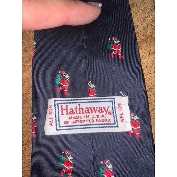 Vintage Hathaway Men's Silk Tie Navy Blue Santa Holiday Print - Picture 3 of 5